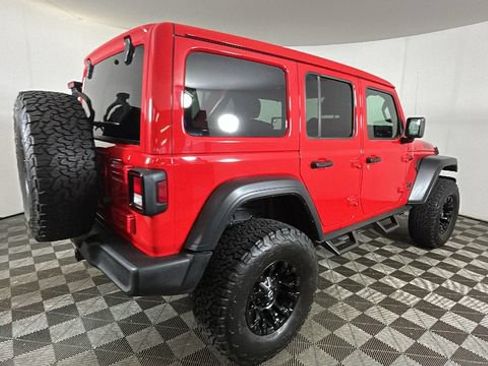 Used 2022 Jeep Wrangler Unlimited Sport AWD/4WD image 2