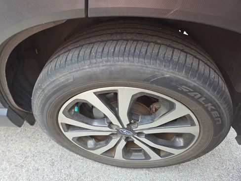 Certified 2021 Subaru Forester Limited image 9