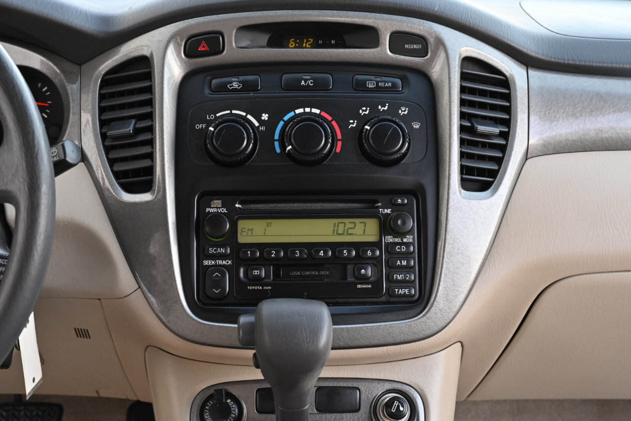 Used 2002 Toyota Highlander 2WD V6 image 18