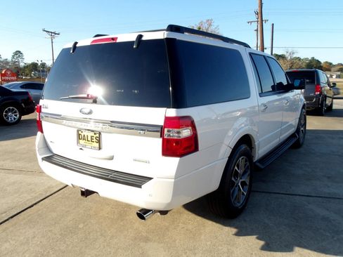 Used 2017 Ford Expedition EL XLT w/ Equipment Group 202A image 11