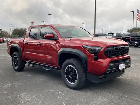 New 2025 Toyota Tacoma TRD Off-Road image 3