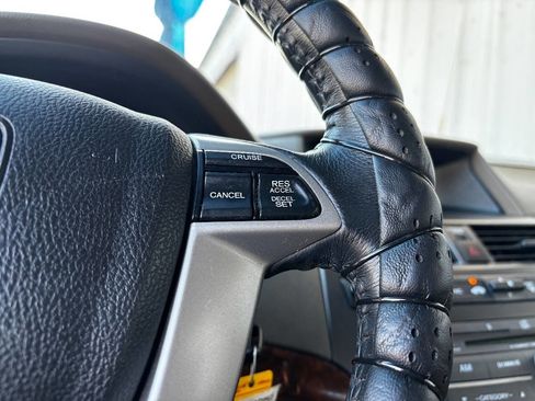 Used 2010 Honda Accord EX-L image 25