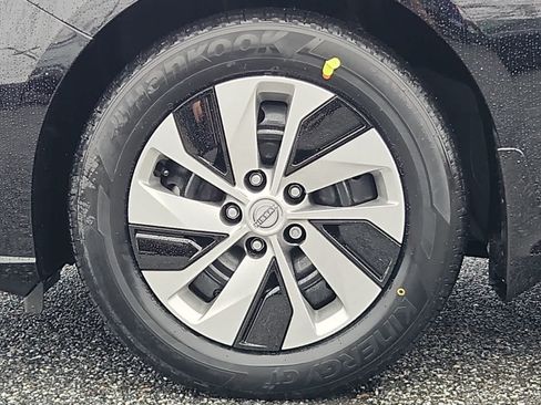 Used 2025 Nissan Altima 2.5 S FWD image 6