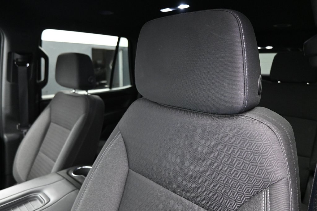 Used 2024 GMC Yukon SLE AWD/4WD image 13