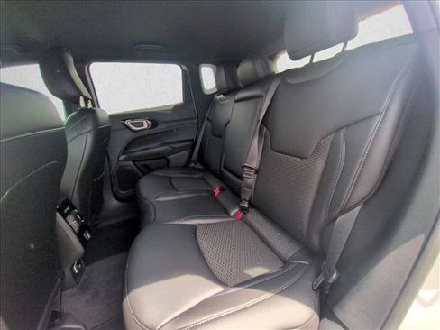 New 2026 Jeep Compass Latitude AWD/4WD image 15