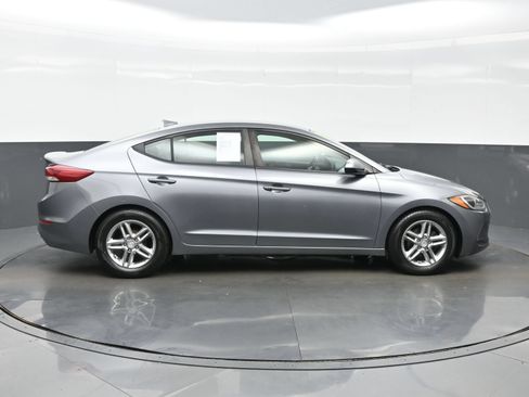 Used 2017 Hyundai Elantra SE w/ SE A/T Tech Package 03 FWD image 7