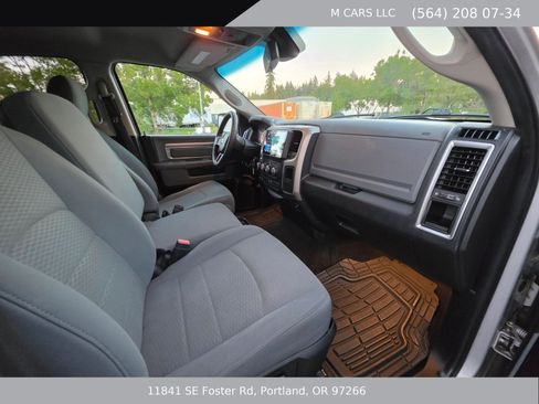 Used 2014 RAM 1500 Classic SLT AWD/4WD image 10