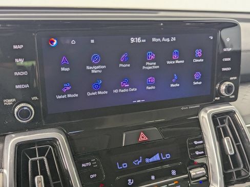 Used 2022 Kia Sorento S w/ Panoramic Sunroof Package FWD image 18