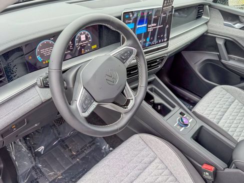 New 2026 Volkswagen Tiguan S image 11