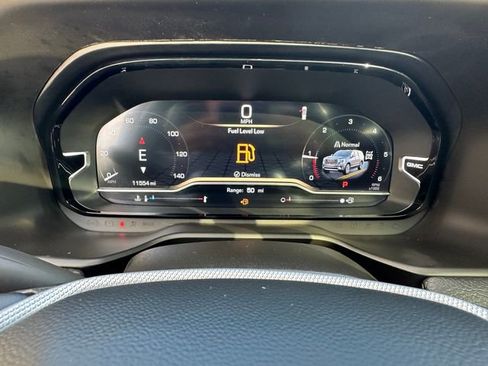 Used 2024 GMC Yukon Denali image 14