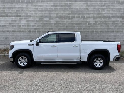 Used 2022 GMC Sierra 1500 SLE AWD/4WD image 8