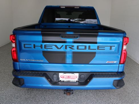 Used 2022 Chevrolet Silverado 1500 RST RWD image 8