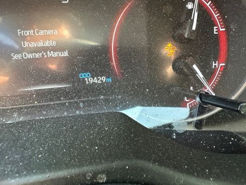 Used 2023 Toyota RAV4 LE FWD image 5