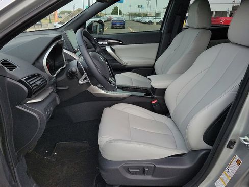 New 2025 Mitsubishi Eclipse Cross SEL image 12
