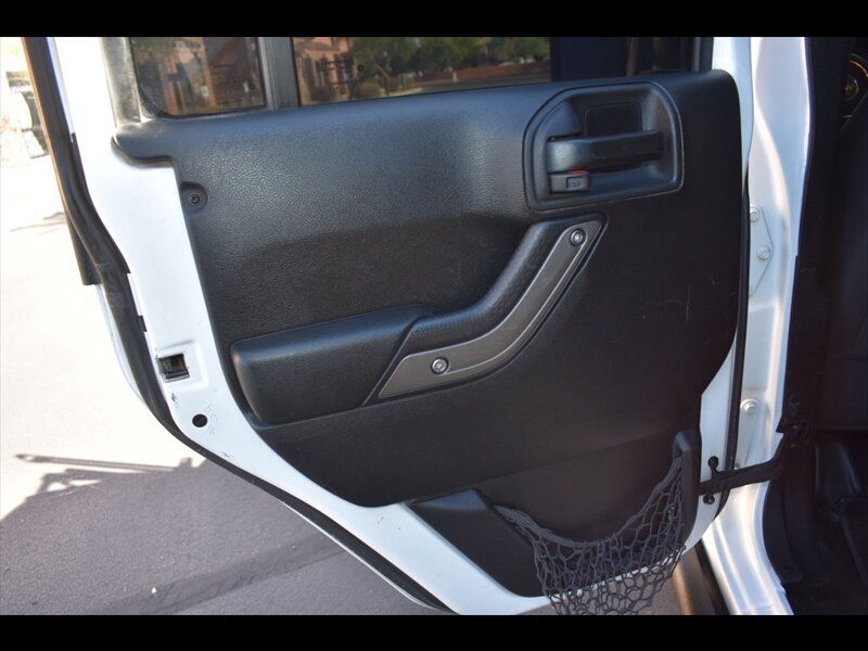 Used 2017 Jeep Wrangler Unlimited Sport w/ Quick Order Package 23S AWD/4WD image 20