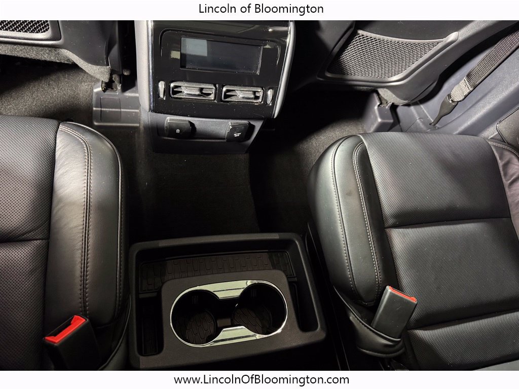 Certified 2025 Lincoln Aviator Reserve AWD/4WD image 18