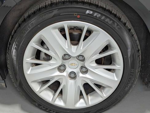 Used 2019 Chevrolet Impala LS image 3
