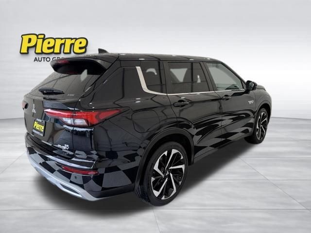 Used 2024 Mitsubishi Outlander SE AWD/4WD image 6