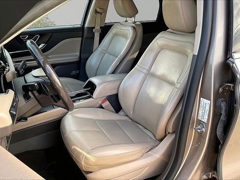 Used 2021 Lincoln Corsair AWD w/ Equipment Group 101A image 20