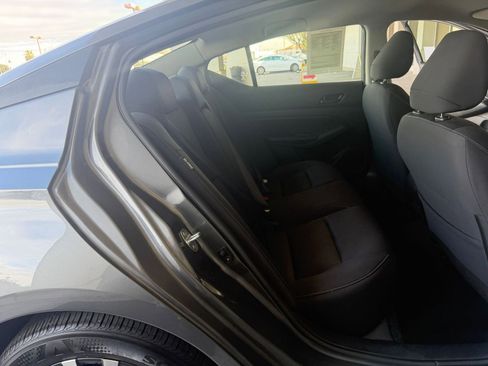 Used 2024 Nissan Altima 2.5 SV image 40