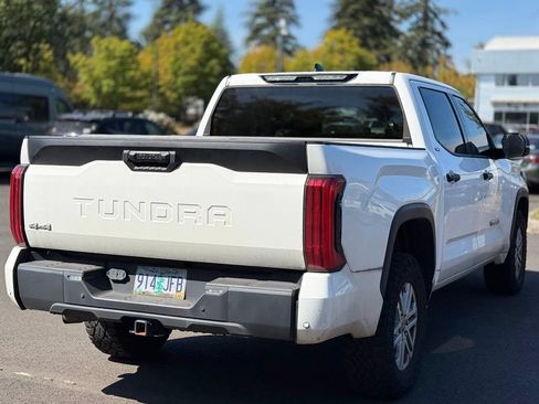 Used 2023 Toyota Tundra SR5 w/ SR5 Convenience Package AWD/4WD image 5
