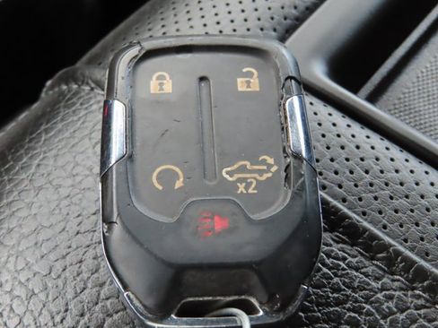 Used 2019 GMC Sierra 1500 Denali w/ Technology Package image 39