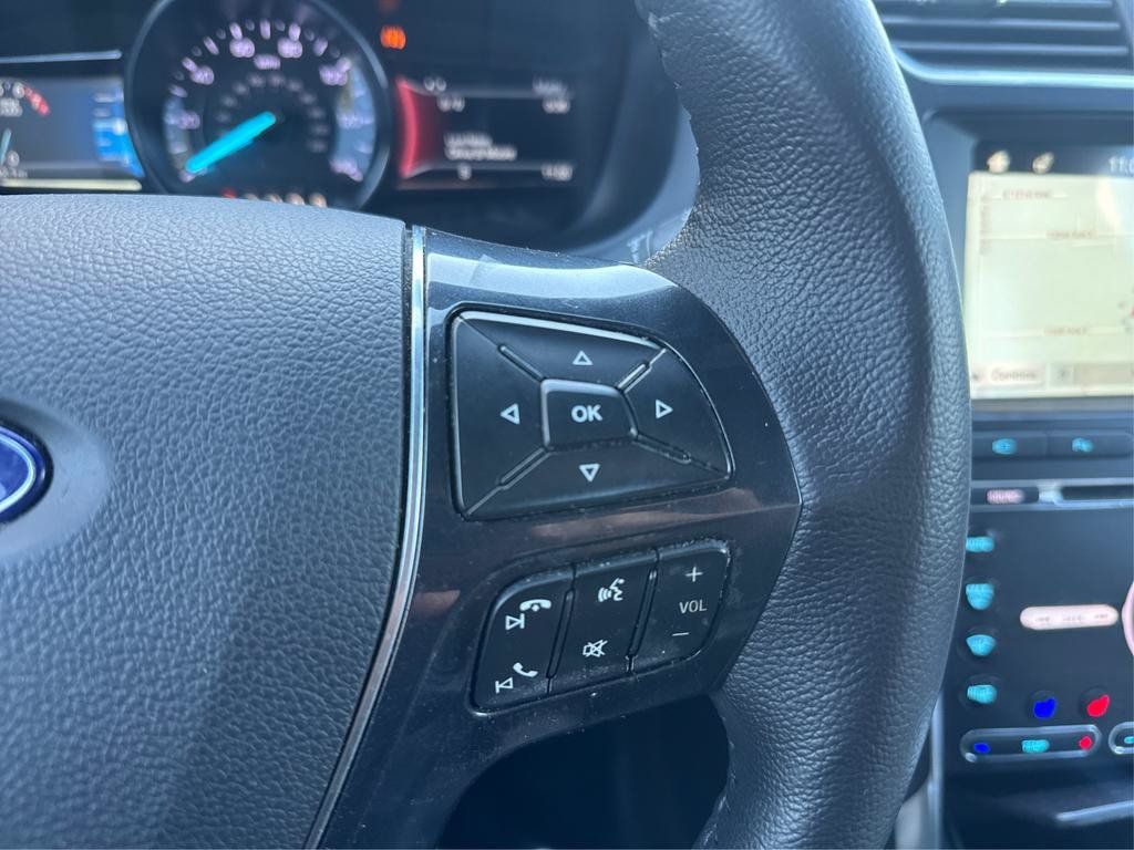 Used 2018 Ford Explorer Limited FWD image 27