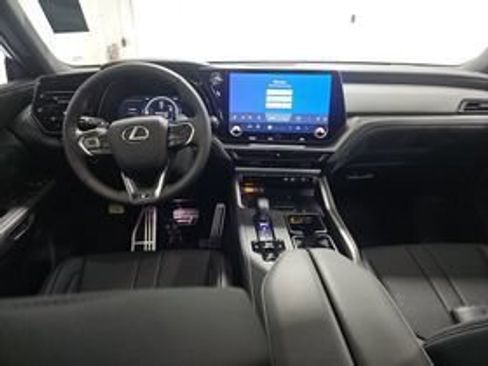 Used 2026 Lexus TX 500h AWD image 11