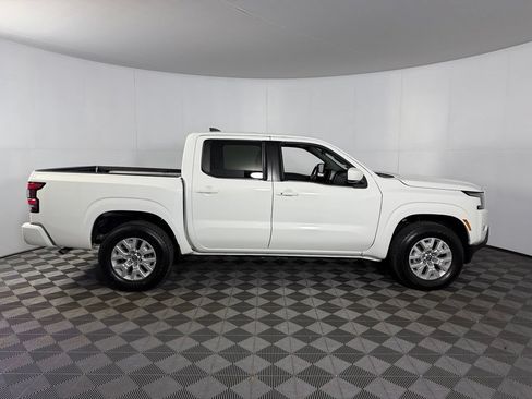 Used 2024 Nissan Frontier SV w/ SV Convenience Package AWD/4WD image 7