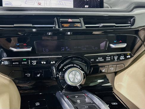 Used 2024 Acura MDX w/ Technology Package FWD image 24