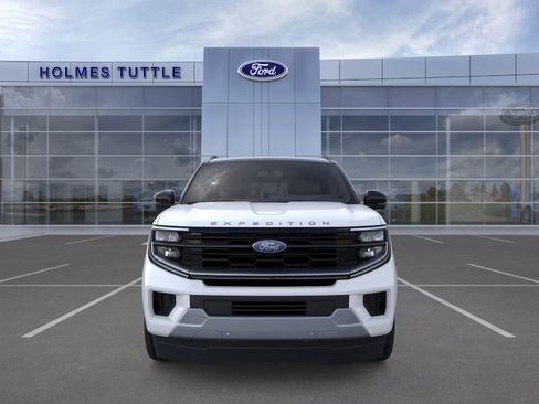 New 2026 Ford Expedition Platinum w/ Driver's Package image 6