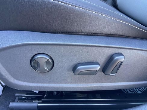 New 2026 Volkswagen Jetta SE image 17