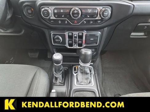 Used 2018 Jeep Wrangler Unlimited Sahara w/ Dual Top Group image 11