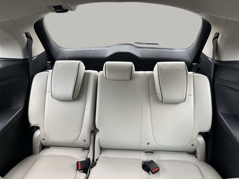 Used 2025 Honda Odyssey Touring image 13