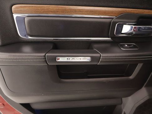 Used 2018 RAM 2500 Laramie w/ Convenience Group image 17