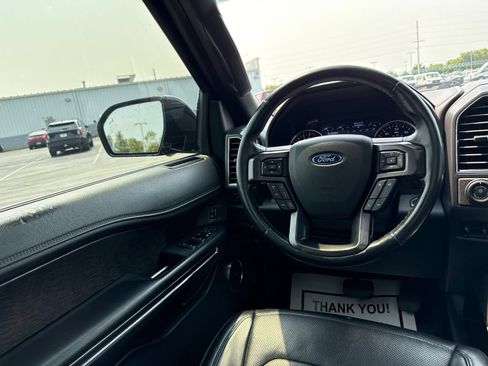 Used 2021 Ford Expedition Max Limited AWD/4WD image 15