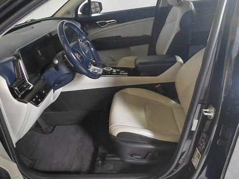 Used 2023 Kia Sportage EX AWD/4WD image 11