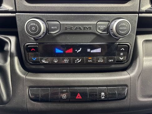 Used 2026 RAM ProMaster 2500 w/ Convenience Group FWD image 26
