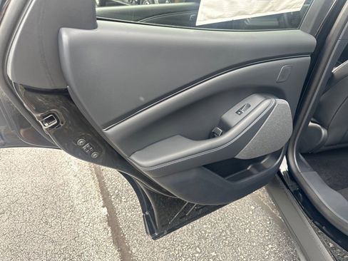 New 2025 Ford Mustang Mach-E Premium image 34