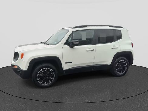 Used 2023 Jeep Renegade Latitude image 5