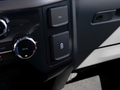 Used 2025 Ford F150 XLT w/ Equipment Group 301A Standard image 35