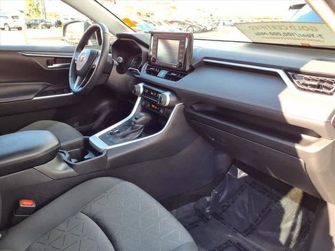 Certified 2021 Toyota RAV4 XLE image 24