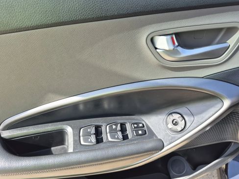 Used 2013 Hyundai Santa Fe Sport 2.0T image 11