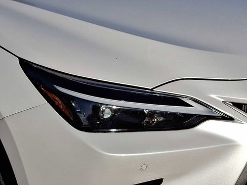Used 2024 Lexus NX 350 AWD image 9