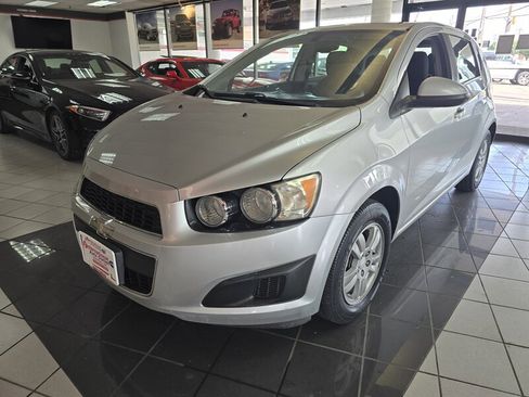 Used 2014 Chevrolet Sonic LT image 1