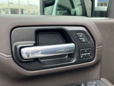 Used 2021 GMC Sierra 2500 Denali w/ Denali Ultimate Package image 29