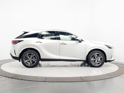 New 2026 Lexus RX 350h AWD/4WD image 13