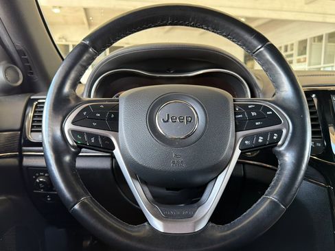 Used 2020 Jeep Grand Cherokee High Altitude AWD/4WD image 24