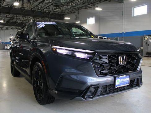 Used 2024 Honda CR-V Sport image 4