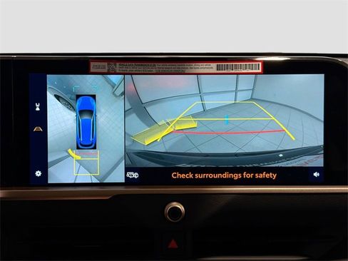 New 2025 Toyota Crown Signia image 12